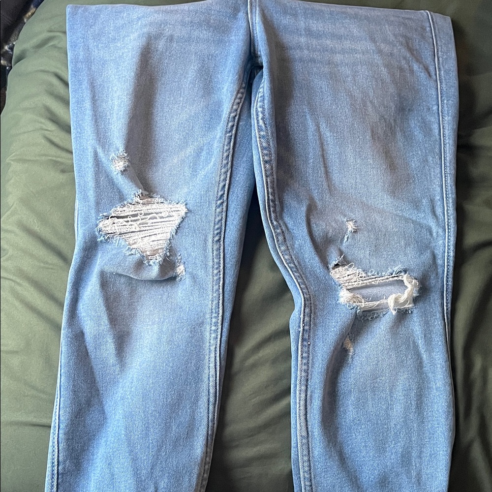 Old Navy Light Blue Straight Leg Jeans - Picture 2 of 4